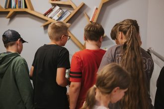 Uczestnicy zajęć pt. Nocna wyprawa do krainy bajek